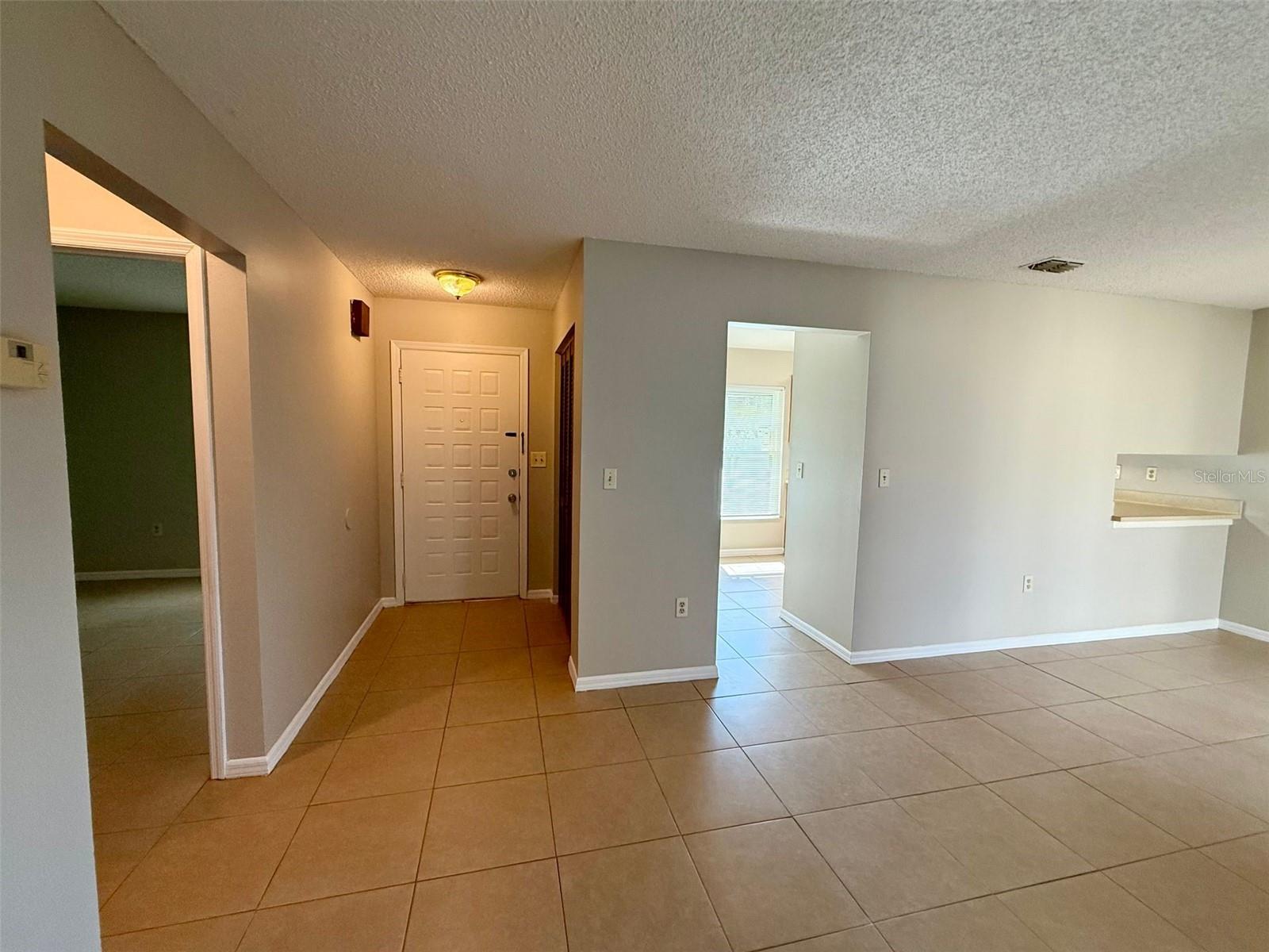 Image 10 of 19 For 422 Hunter Circle