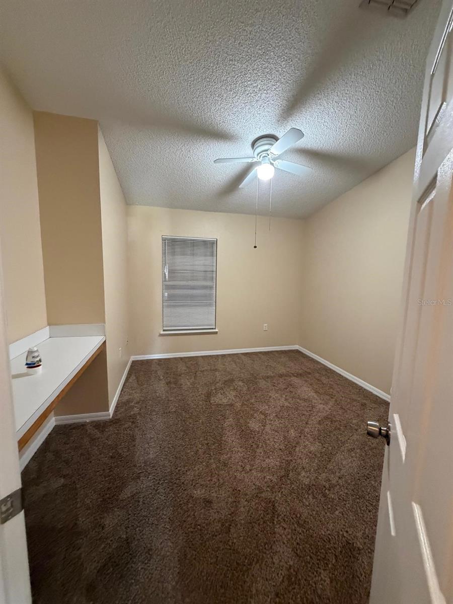 Image 13 of 25 For 5001 Silver Thistle Lane