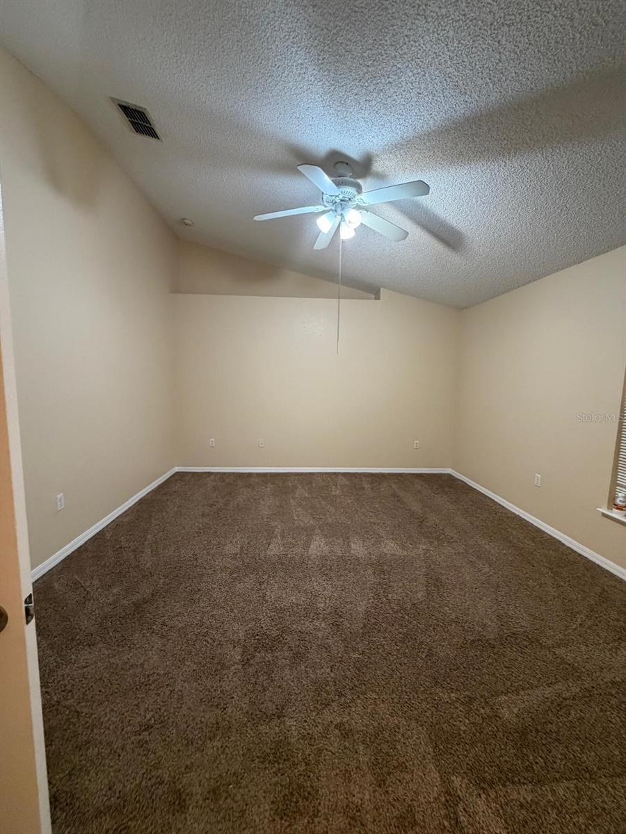 Image 14 of 25 For 5001 Silver Thistle Lane