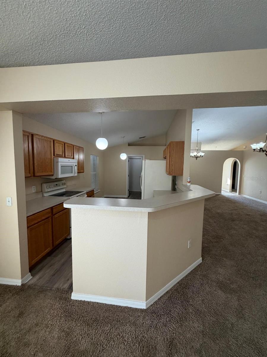 Image 5 of 25 For 5001 Silver Thistle Lane