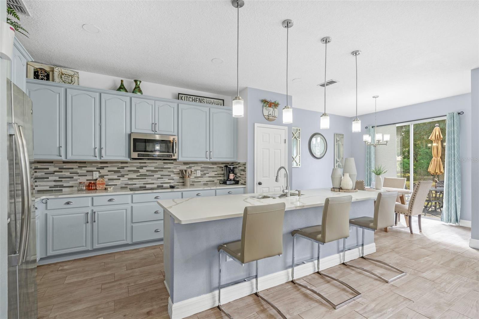 Image 12 of 50 For 4032 Meadowlark Drive