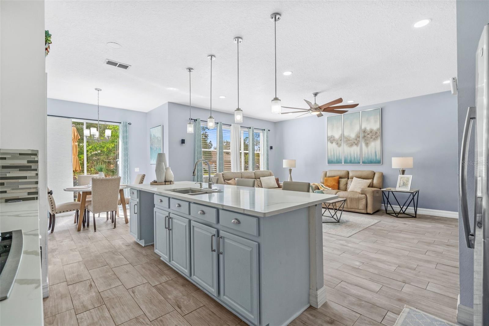 Image 15 of 50 For 4032 Meadowlark Drive