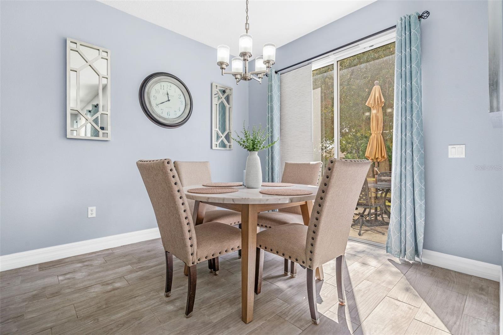 Image 16 of 50 For 4032 Meadowlark Drive