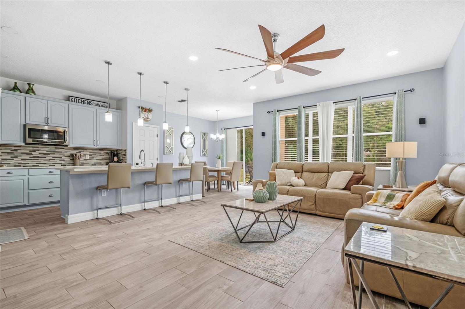 Image 18 of 50 For 4032 Meadowlark Drive