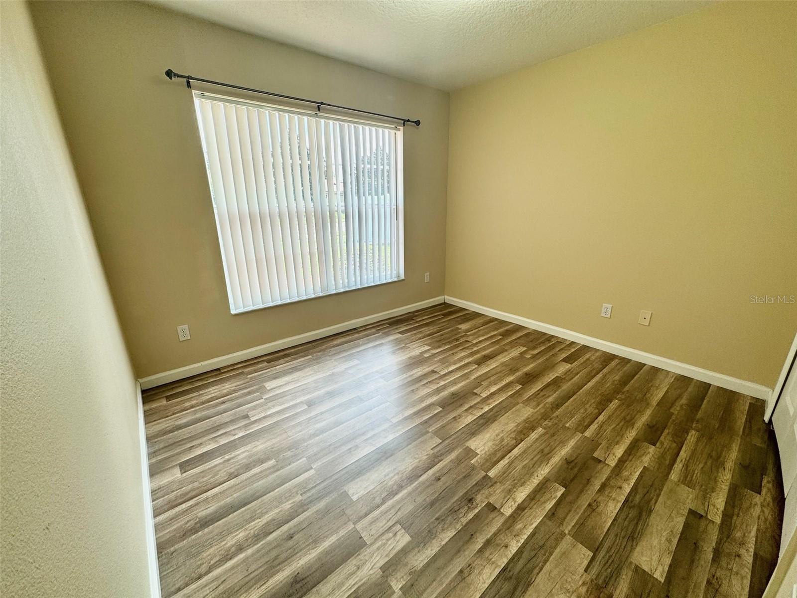 Image 5 of 17 For 3103 Rawcliffe Road