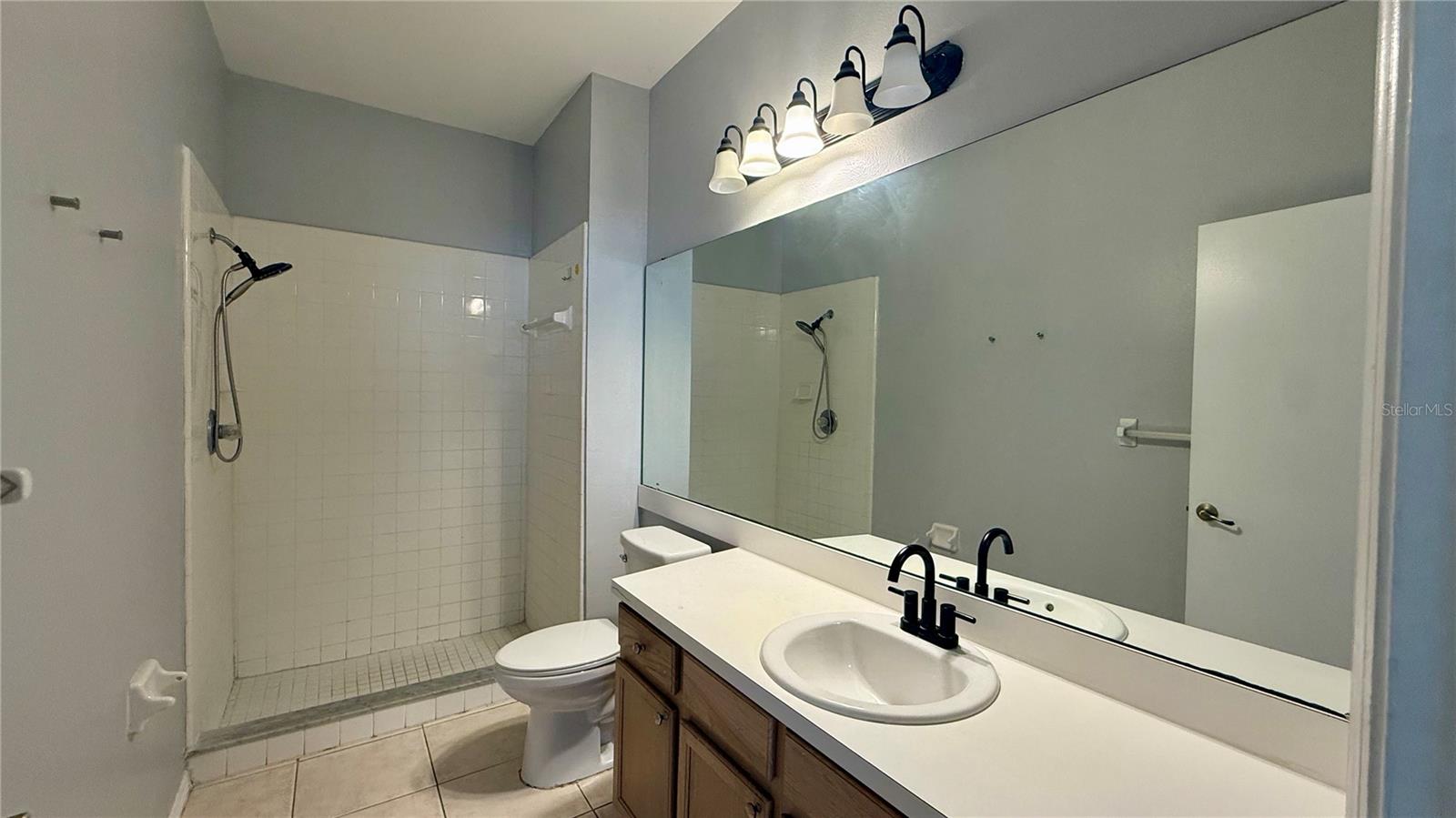 Image 16 of 21 For 13156 Summerton Drive