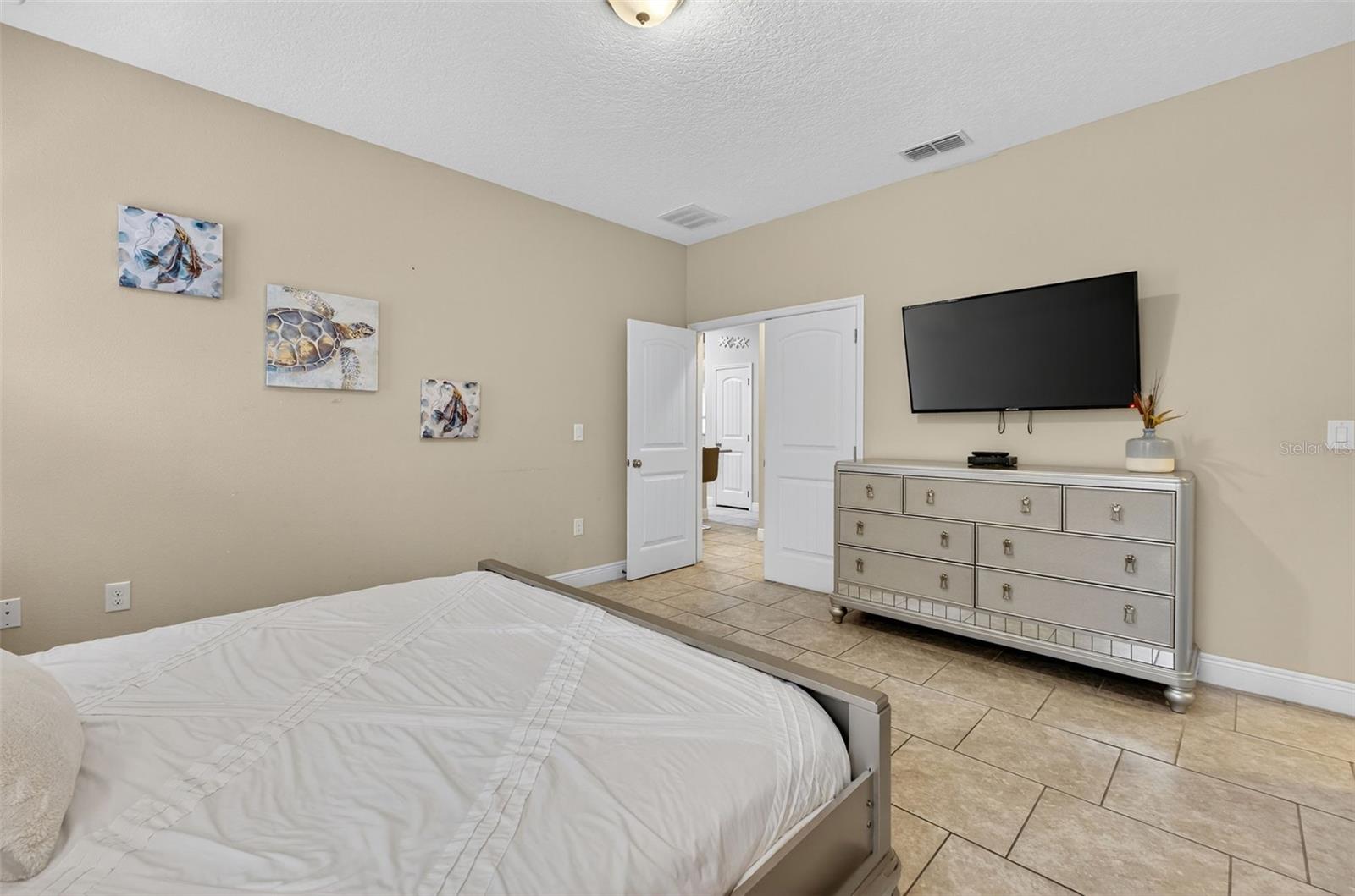 Image 14 of 50 For 5303 Wildwood Way