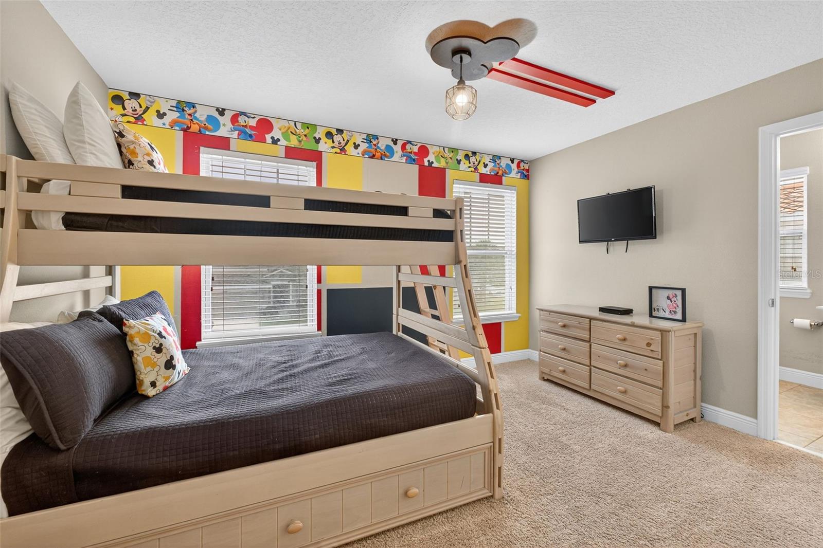 Image 37 of 50 For 5303 Wildwood Way