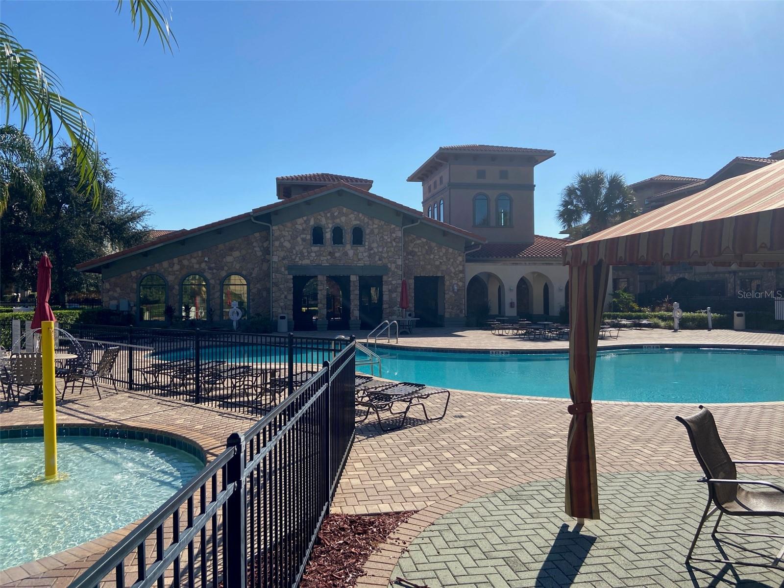 Image 41 of 44 For 902 Charo Parkway 622