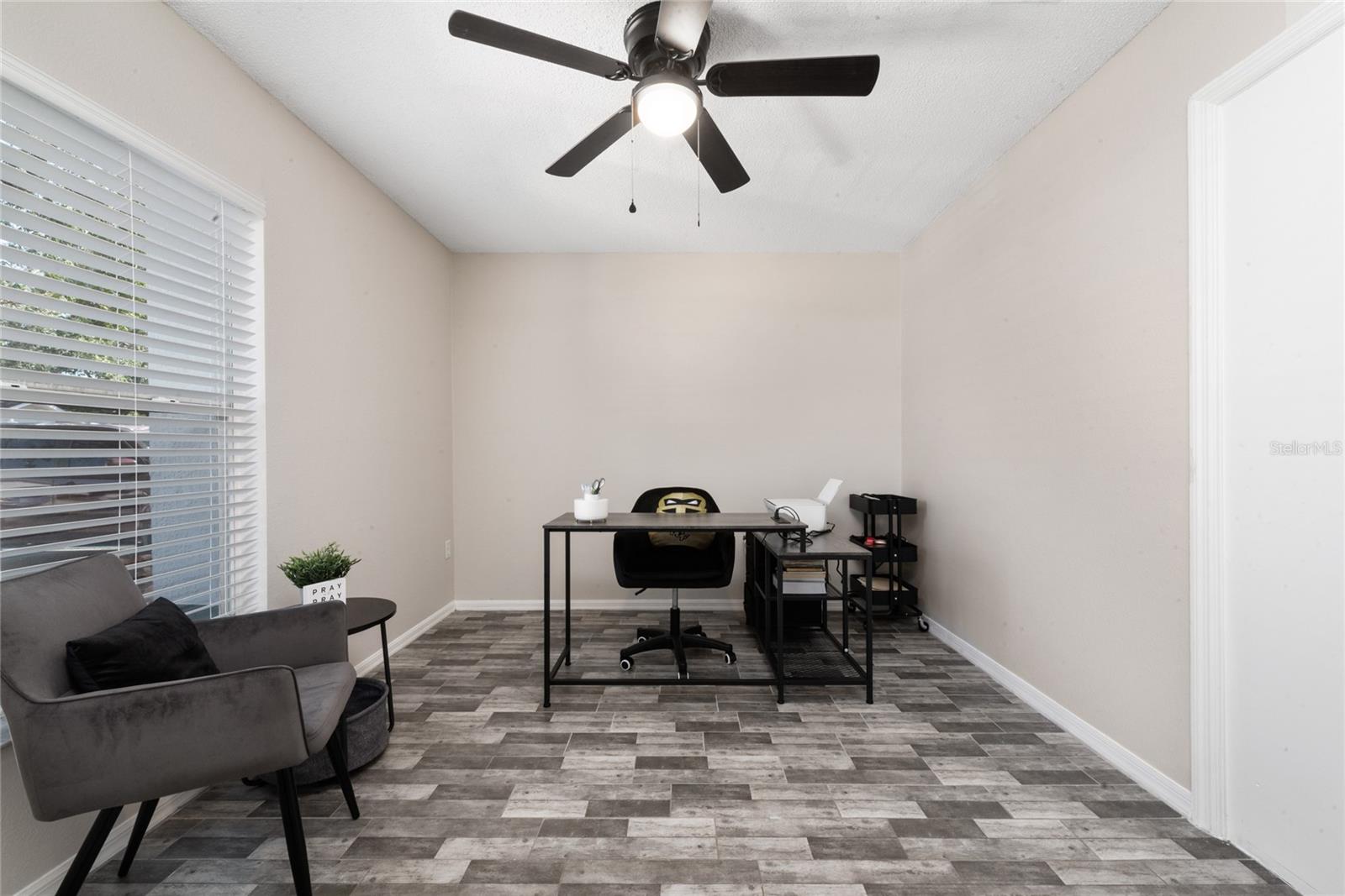 Image 12 of 31 For 2406 Kam Court