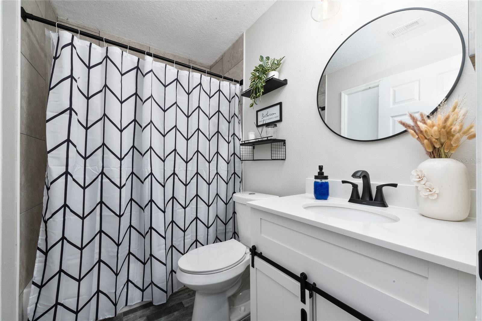 Image 16 of 31 For 2406 Kam Court