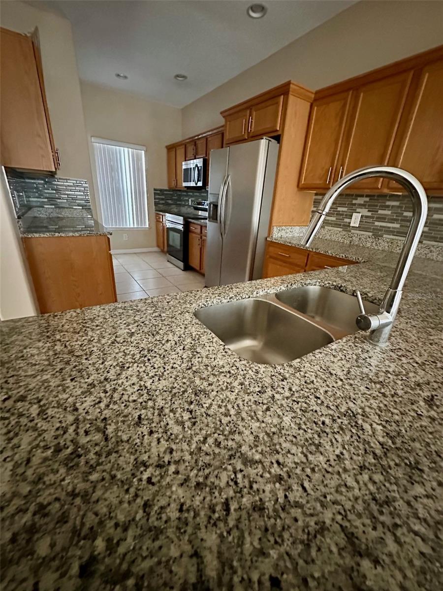 Image 10 of 44 For 14873 Huntcliff Park Way