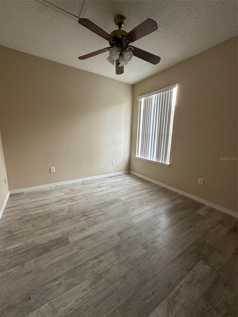 Image 22 of 44 For 14873 Huntcliff Park Way