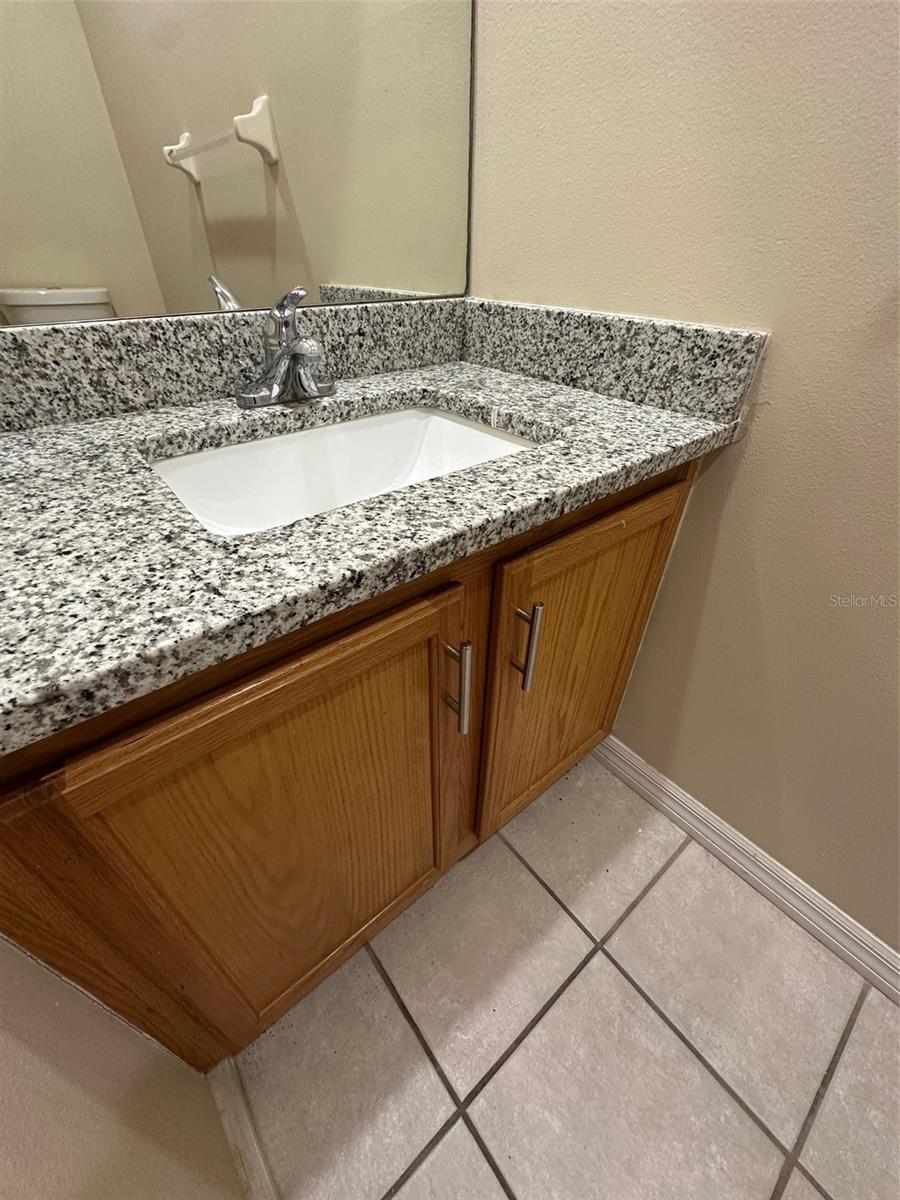 Image 31 of 44 For 14873 Huntcliff Park Way