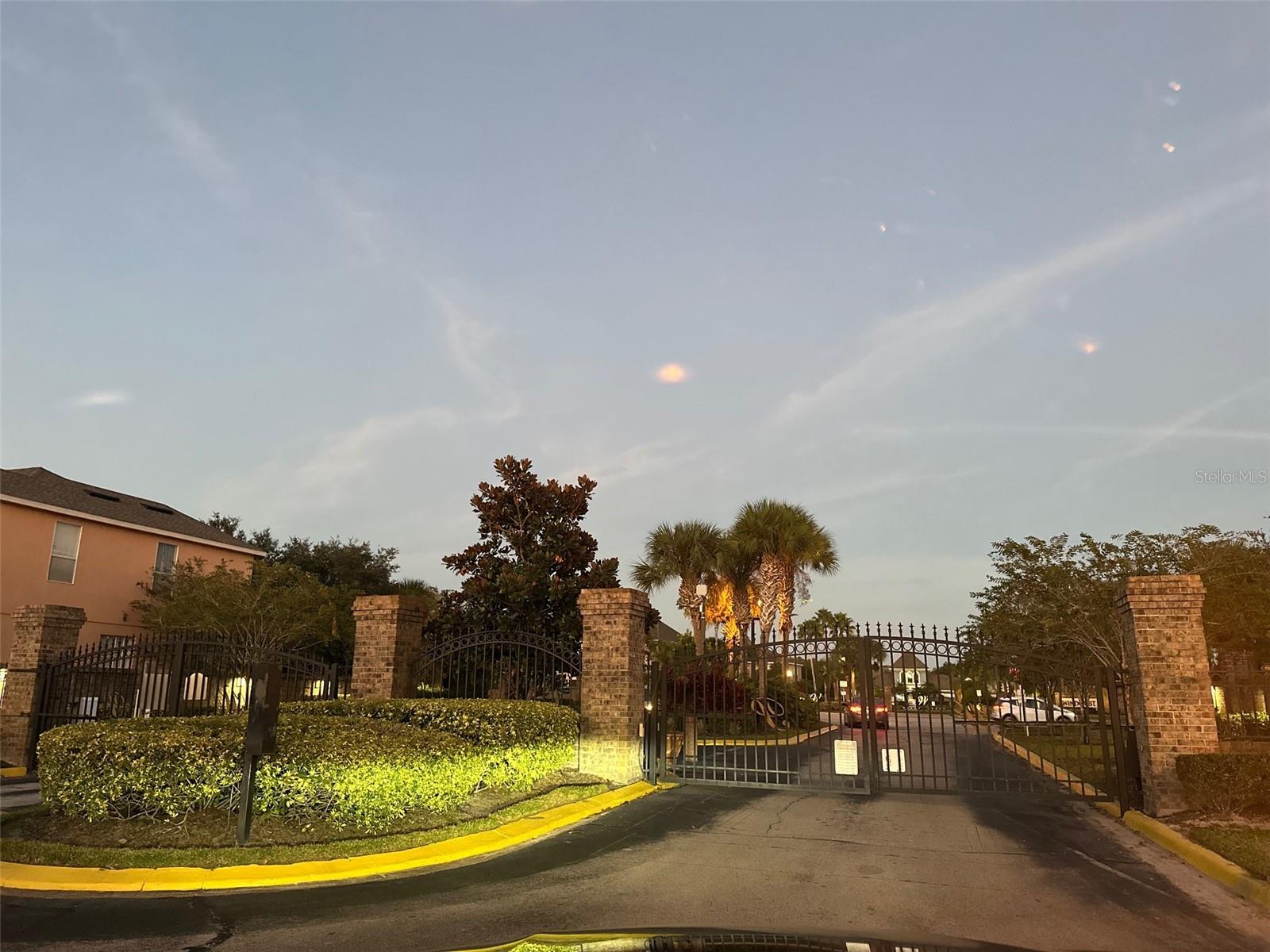 Image 43 of 44 For 14873 Huntcliff Park Way