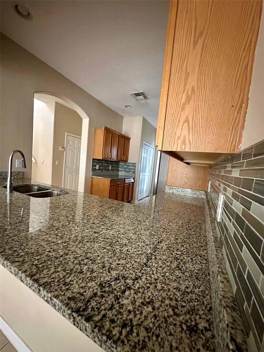 Image 8 of 44 For 14873 Huntcliff Park Way