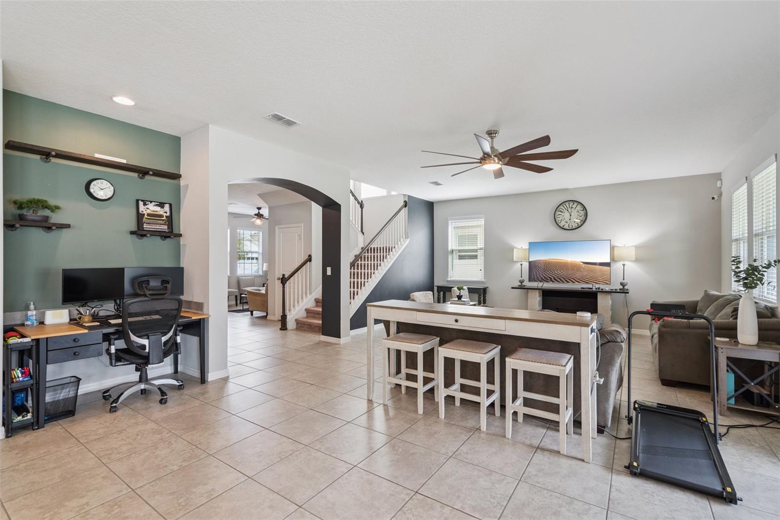 Image 11 of 51 For 3378 Puxton Drive