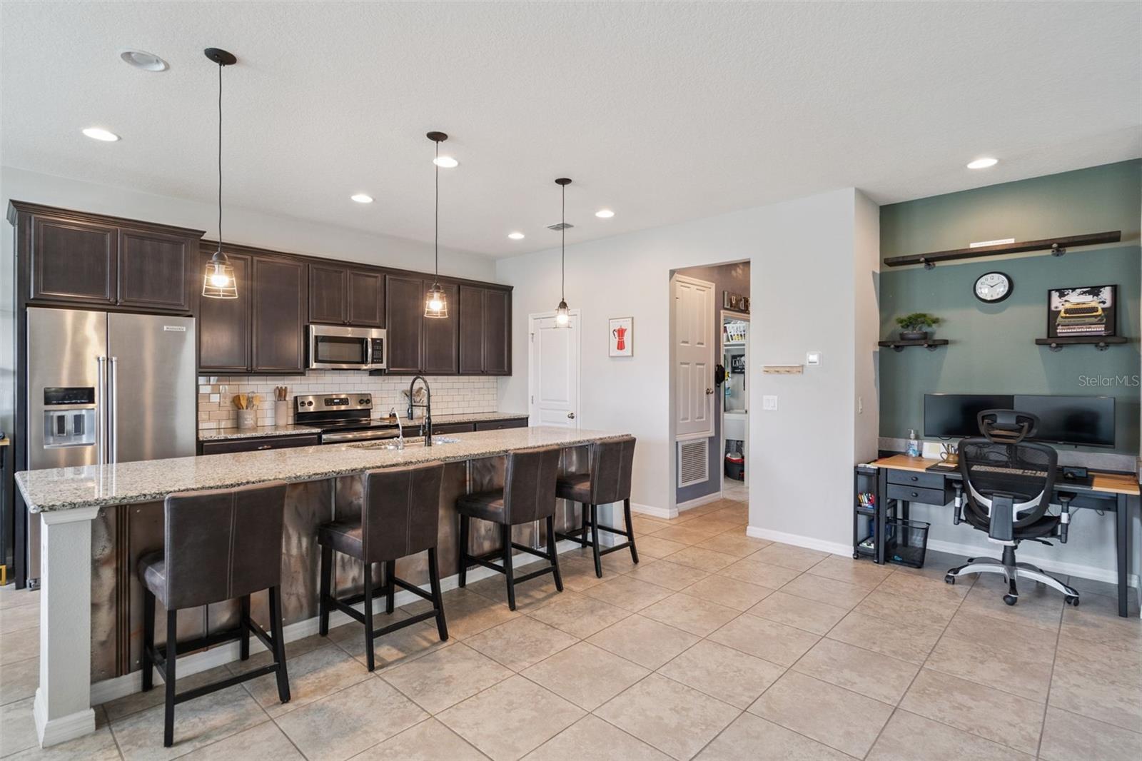 Image 13 of 51 For 3378 Puxton Drive