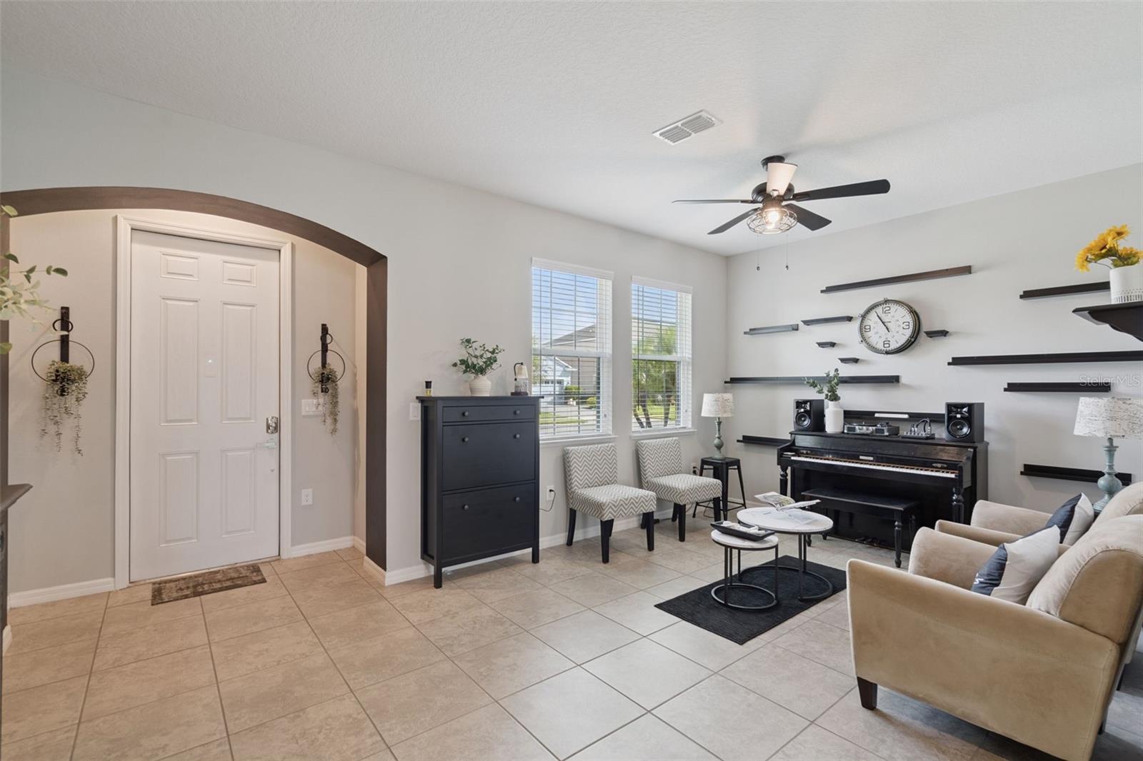 Image 6 of 51 For 3378 Puxton Drive