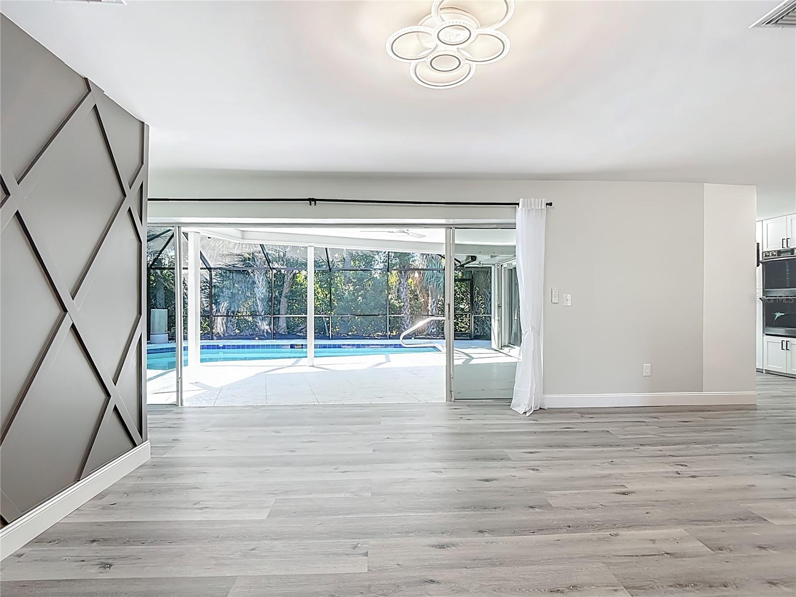 Image 41 of 100 For 620 Barfield Drive