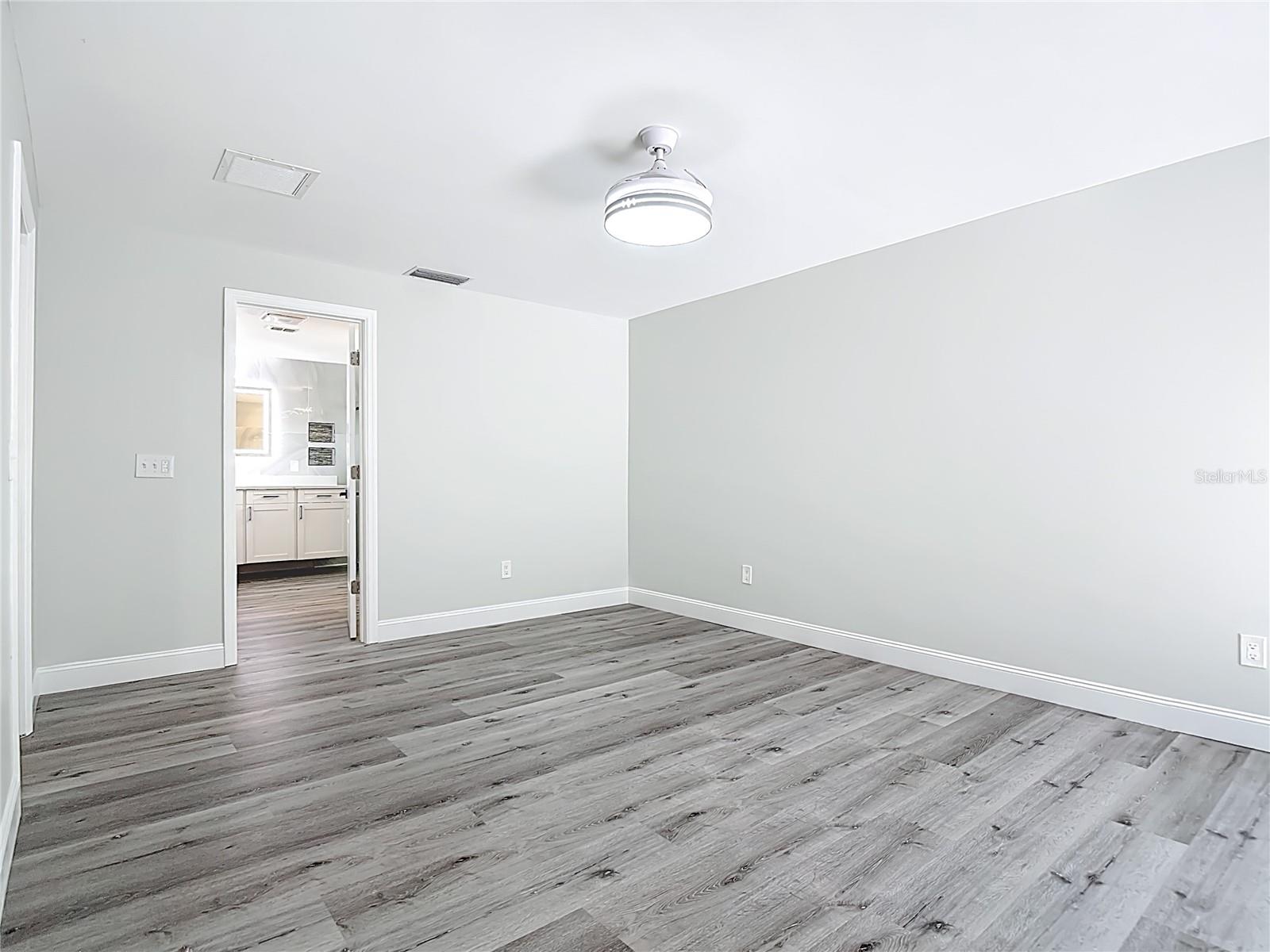 Image 60 of 100 For 620 Barfield Drive