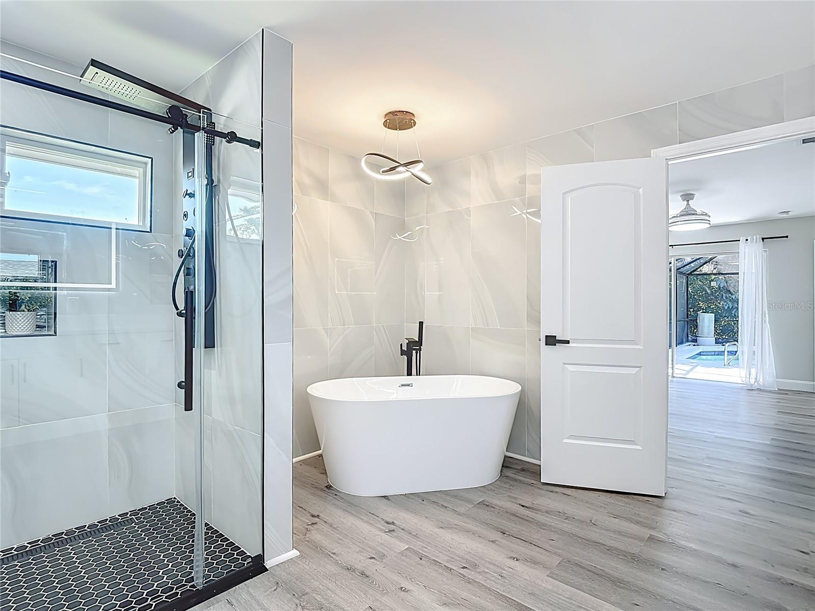 Image 71 of 100 For 620 Barfield Drive