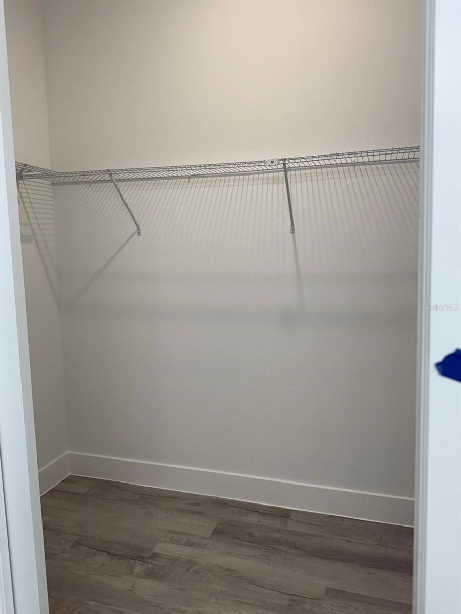 Listing photo id 14 for 9187-9189 Travis Drive 9189