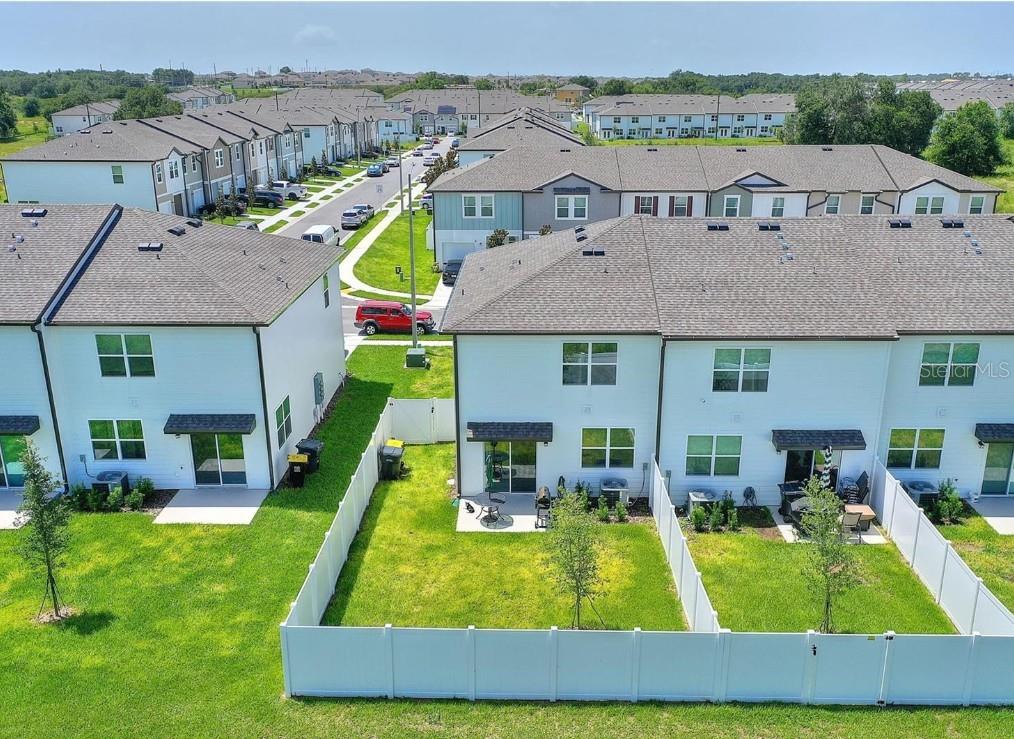 Image 12 of 57 For 1124 Merrill Street