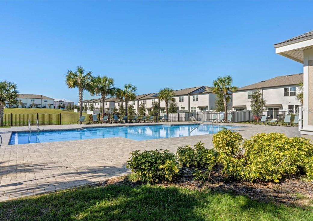 Image 15 of 57 For 1124 Merrill Street