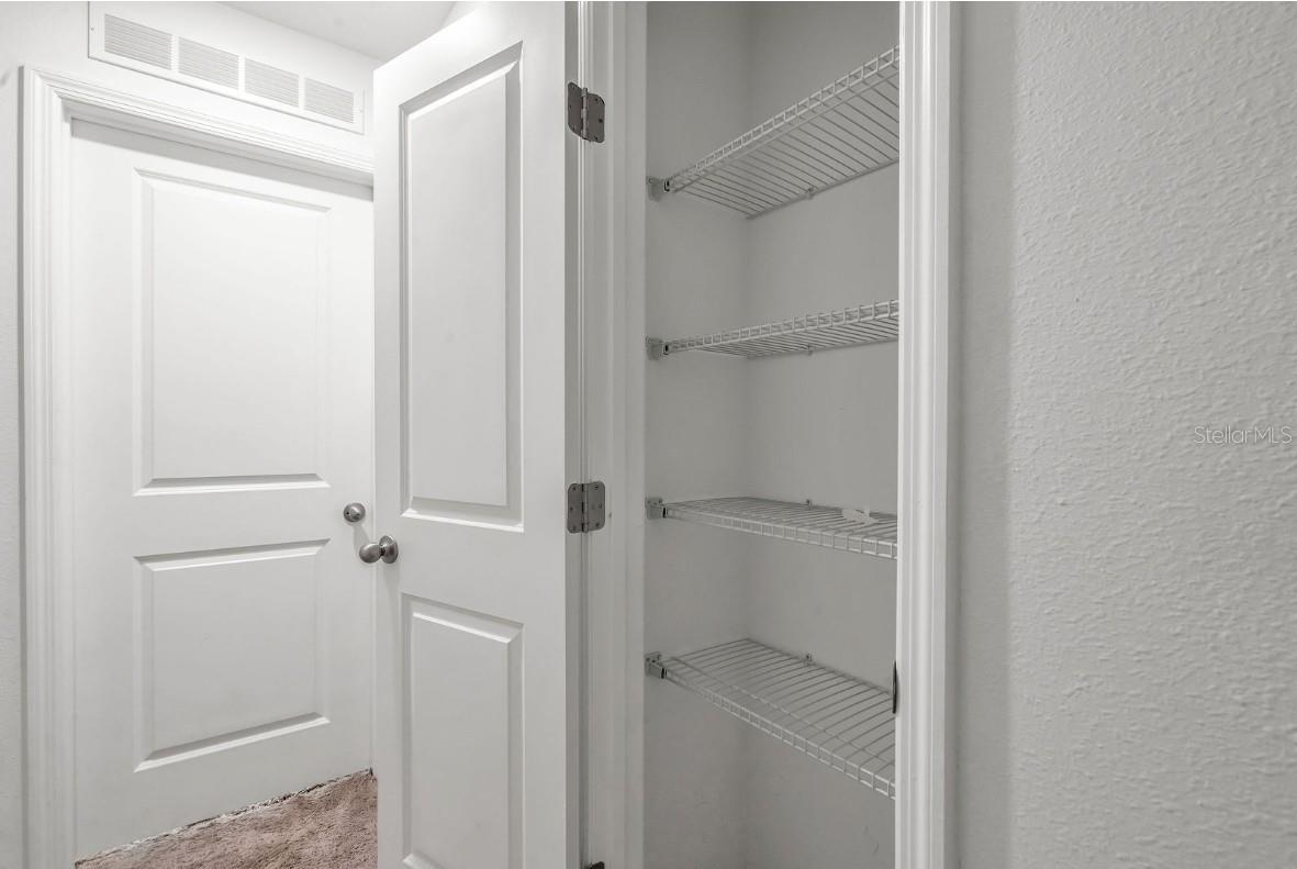 Image 19 of 57 For 1124 Merrill Street