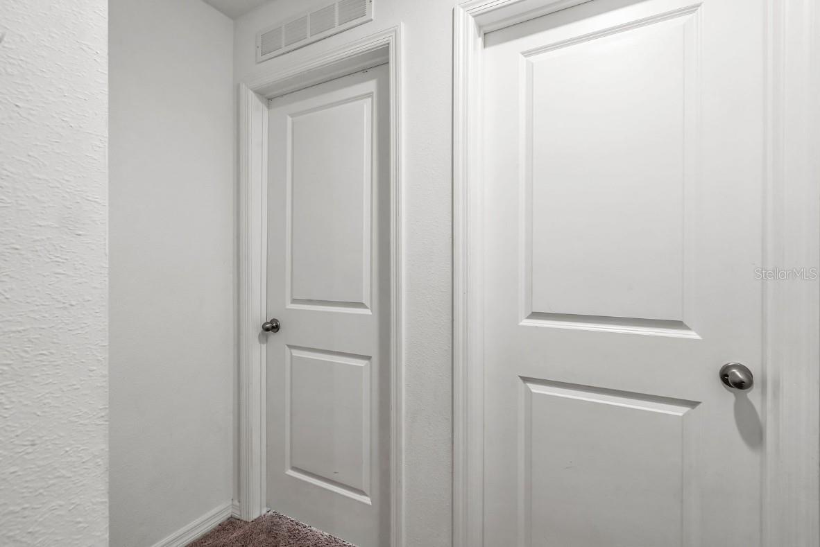 Image 20 of 57 For 1124 Merrill Street