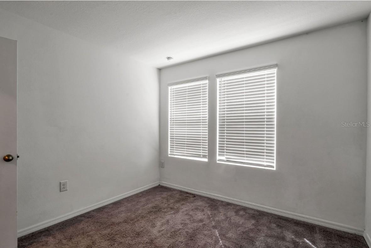 Image 23 of 57 For 1124 Merrill Street