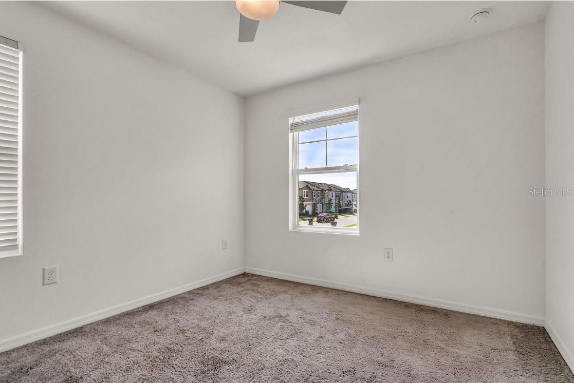 Image 26 of 57 For 1124 Merrill Street