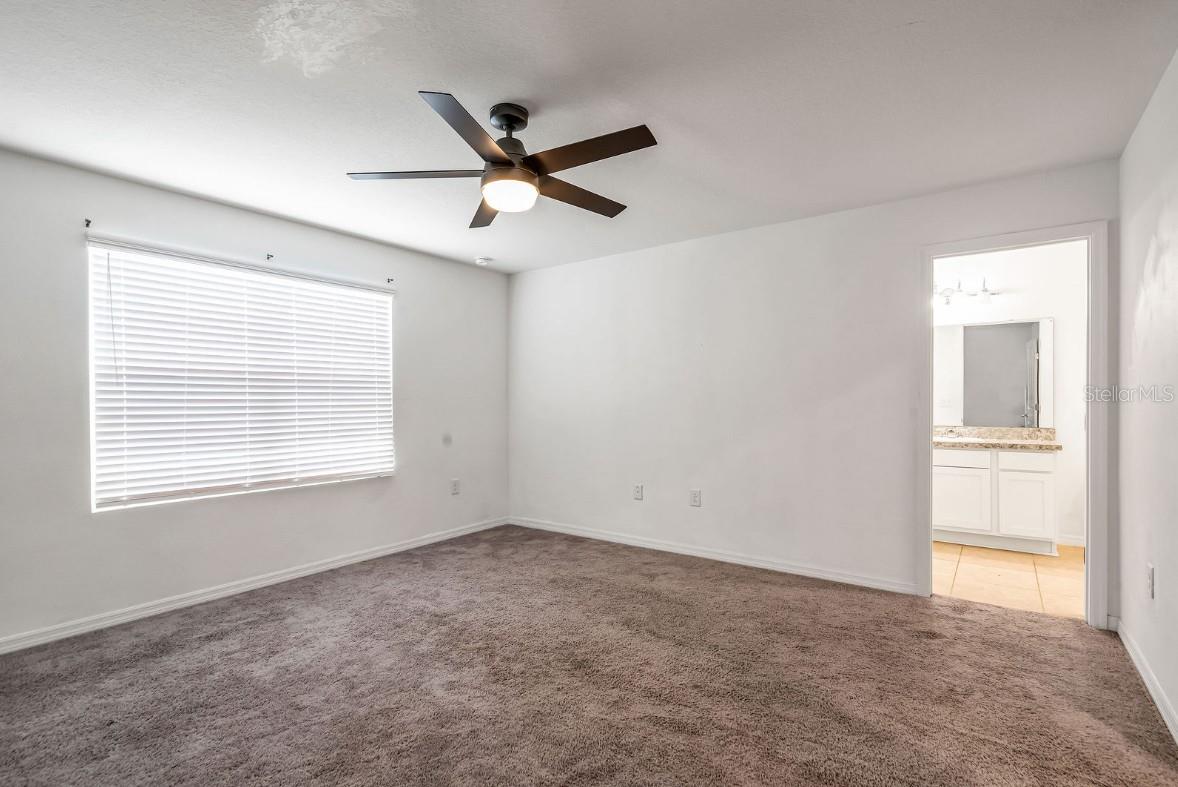 Image 36 of 57 For 1124 Merrill Street