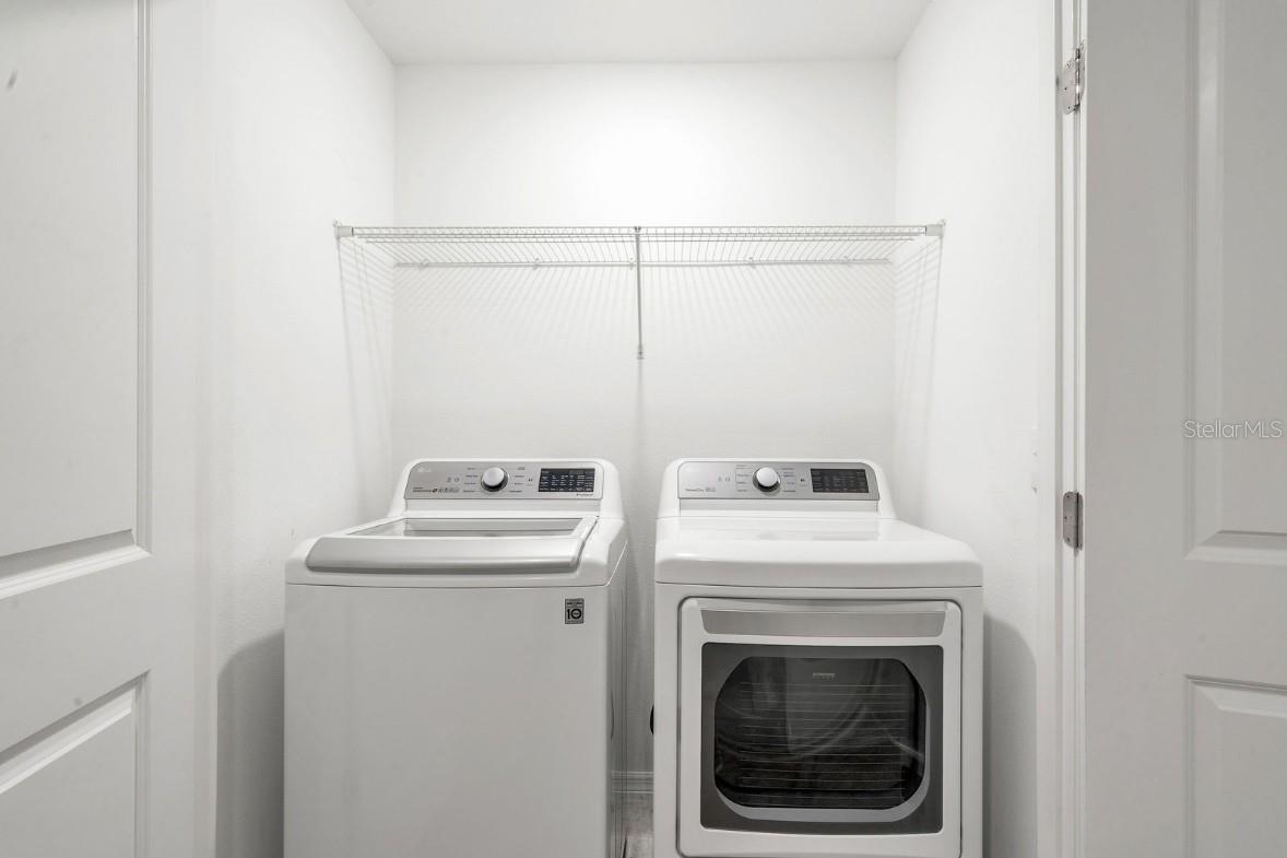 Image 43 of 57 For 1124 Merrill Street