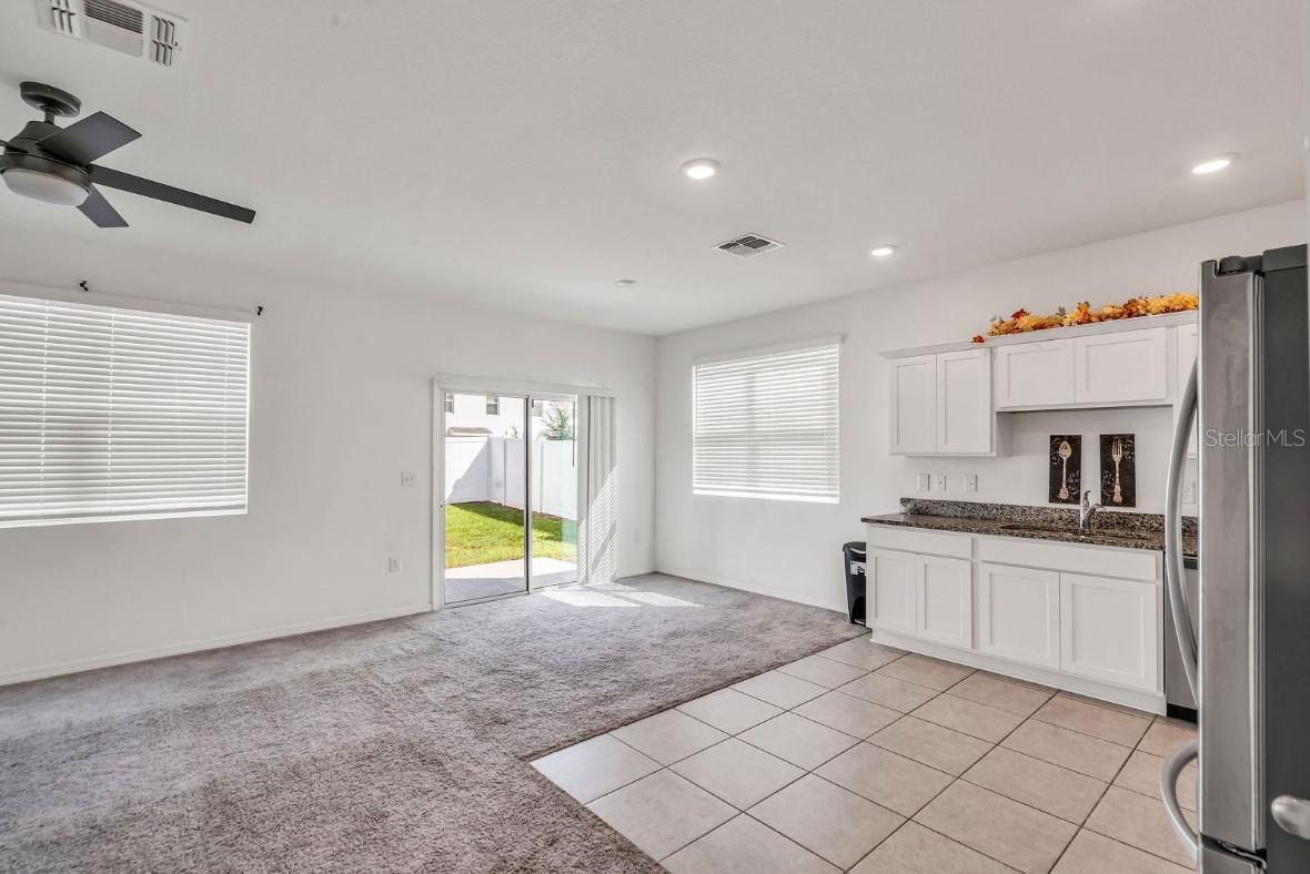 Image 52 of 57 For 1124 Merrill Street