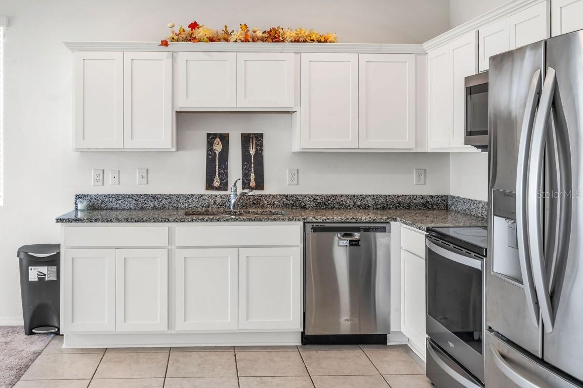 Image 54 of 57 For 1124 Merrill Street