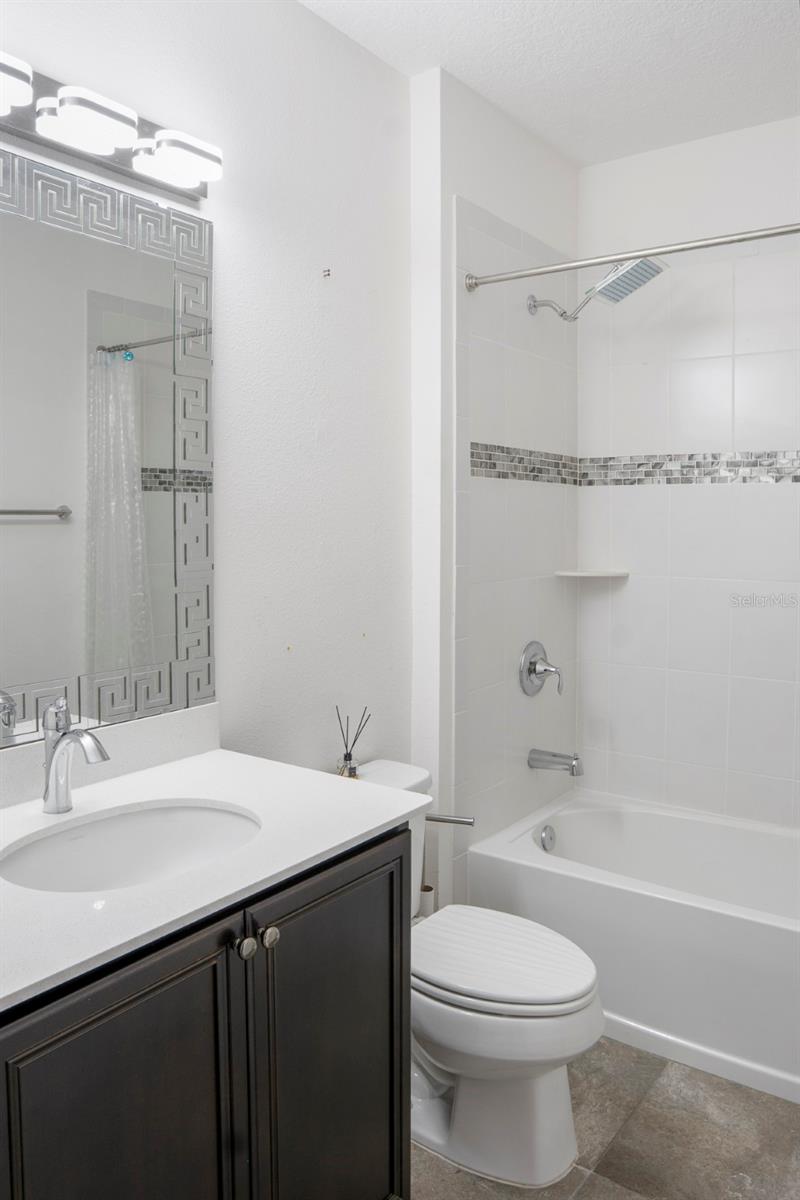 Image 23 of 56 For 3859 Golden Knot Drive