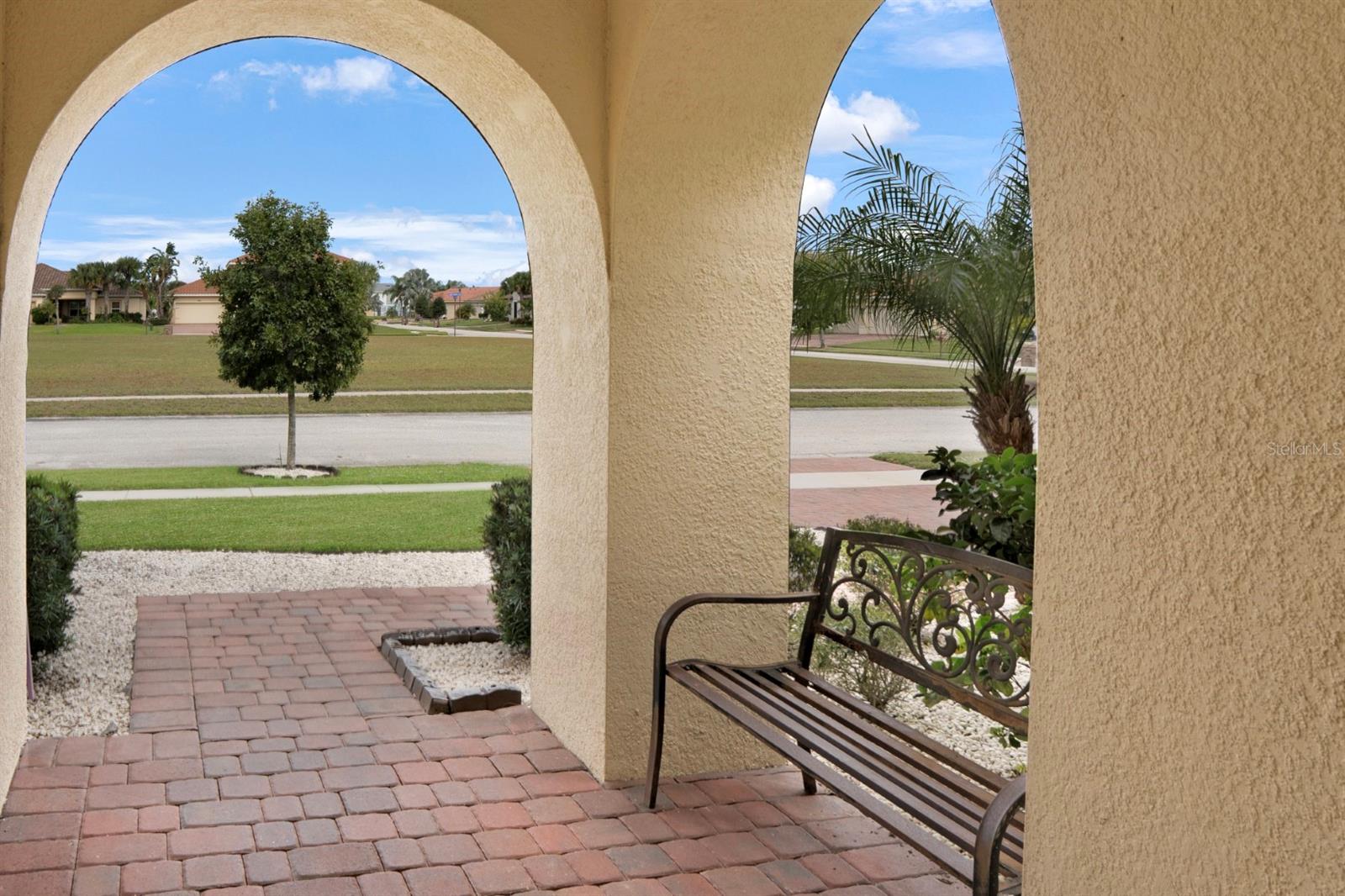 Image 5 of 56 For 3859 Golden Knot Drive