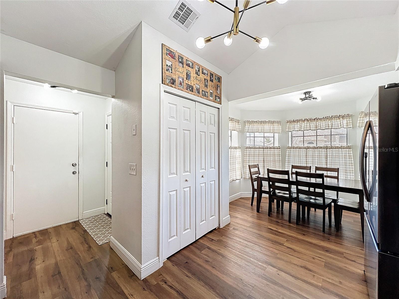 Image 11 of 40 For 830 Vermont Woods Lane