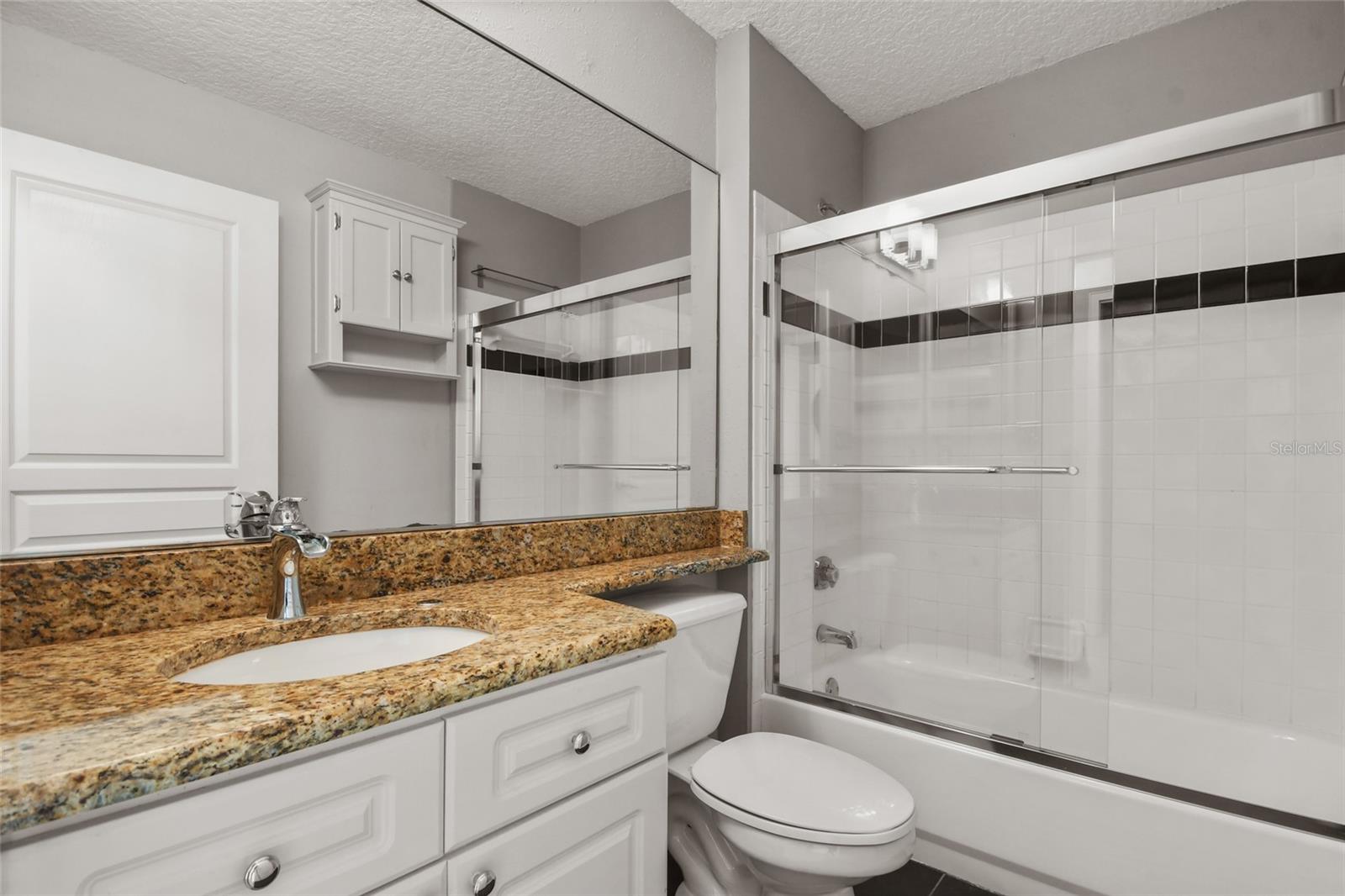 Image 6 of 35 For 600 Market St  340