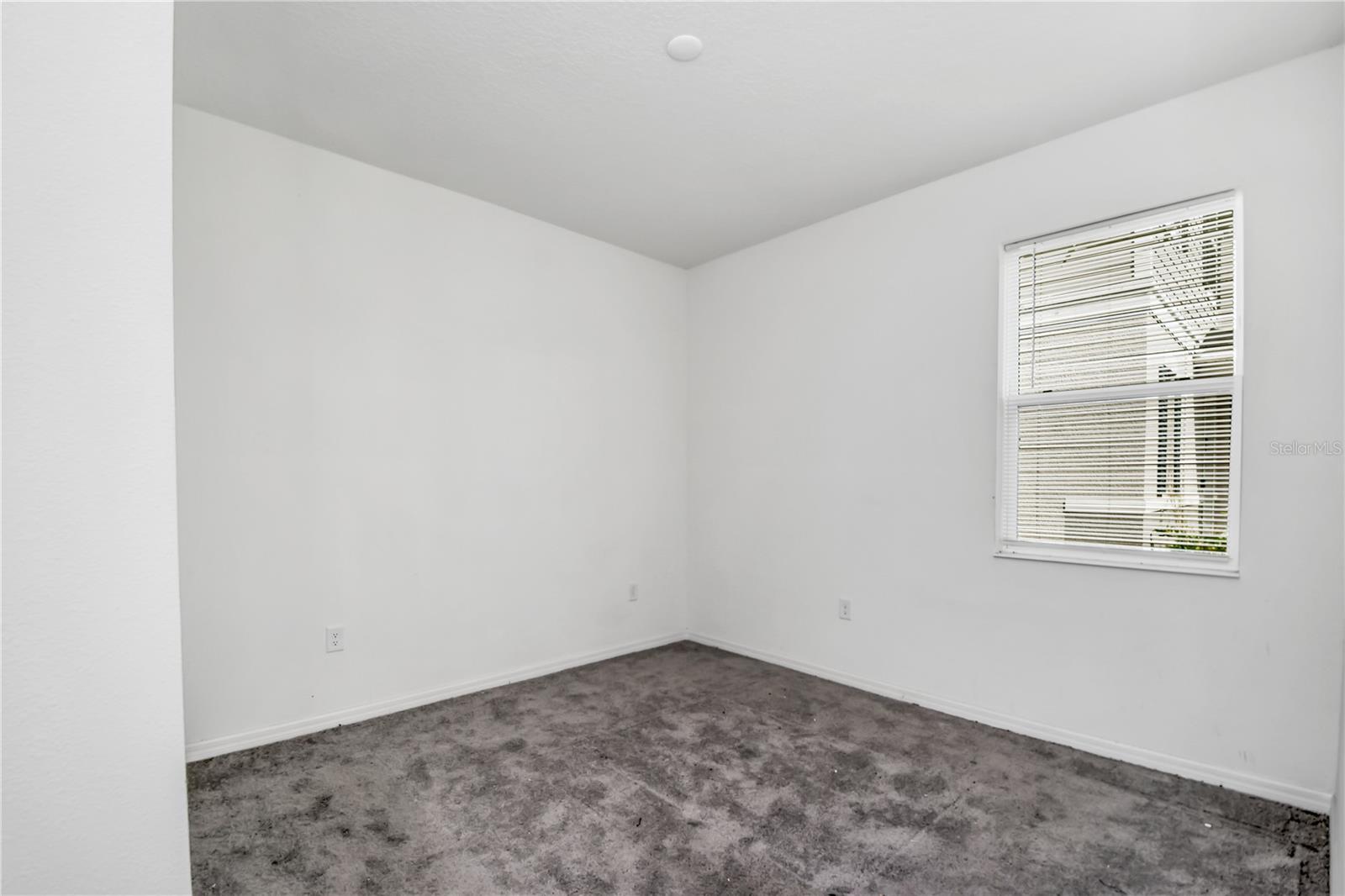 Image 10 of 20 For 1250 Augustus Drive