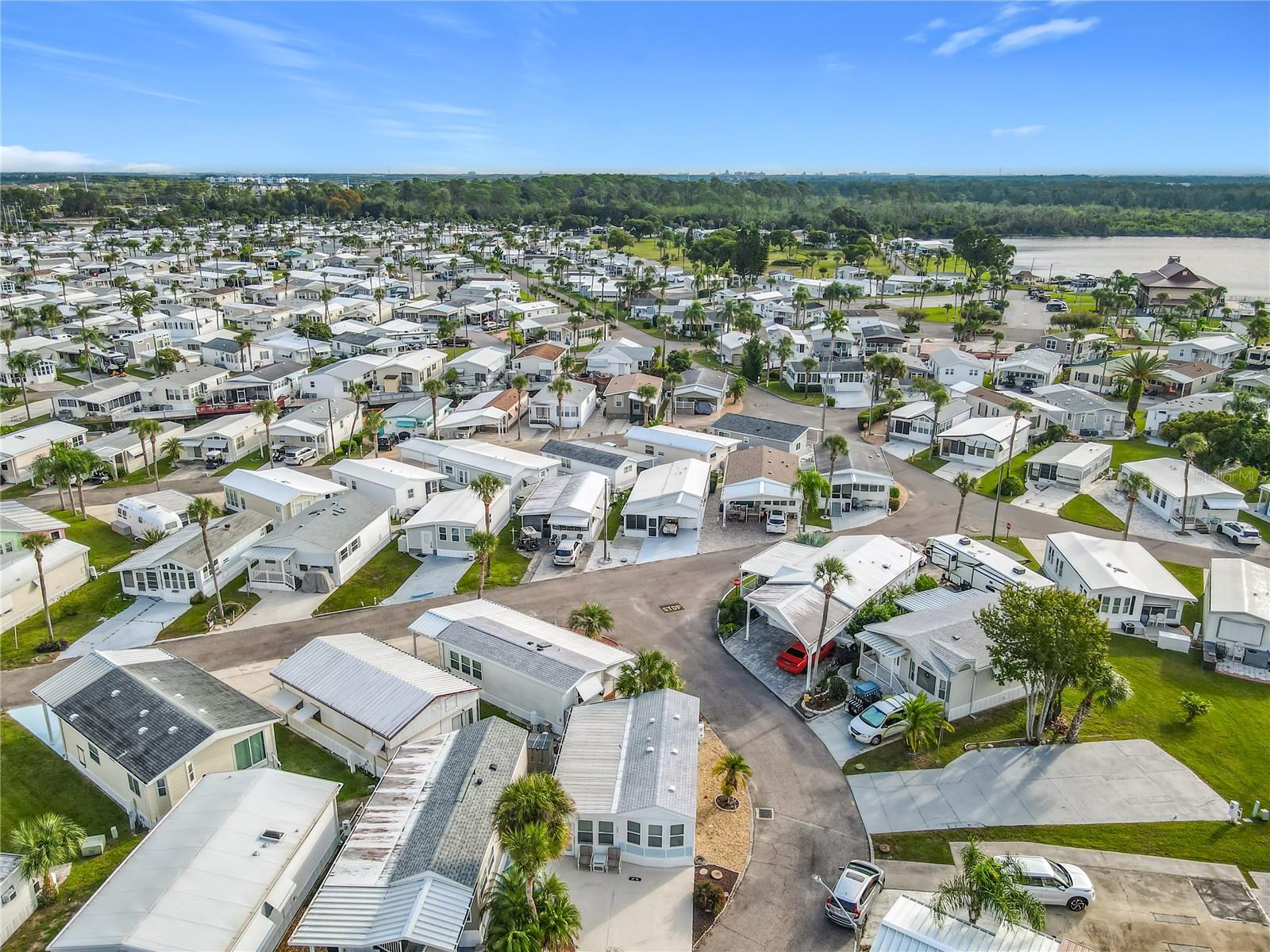 Image 32 of 35 For 9000 Us Hwy 192  289