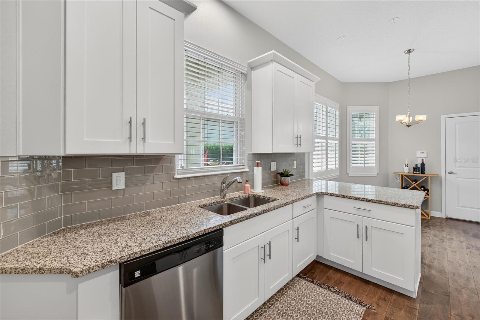 Image 25 of 72 For 2021 Sherbrook Avenue