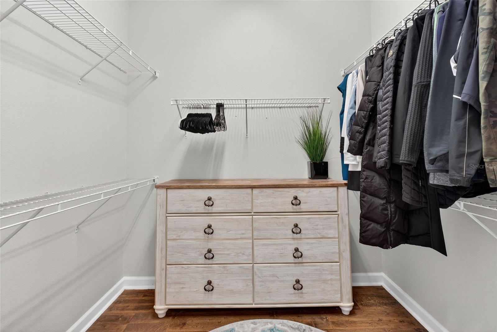 Image 36 of 72 For 2021 Sherbrook Avenue