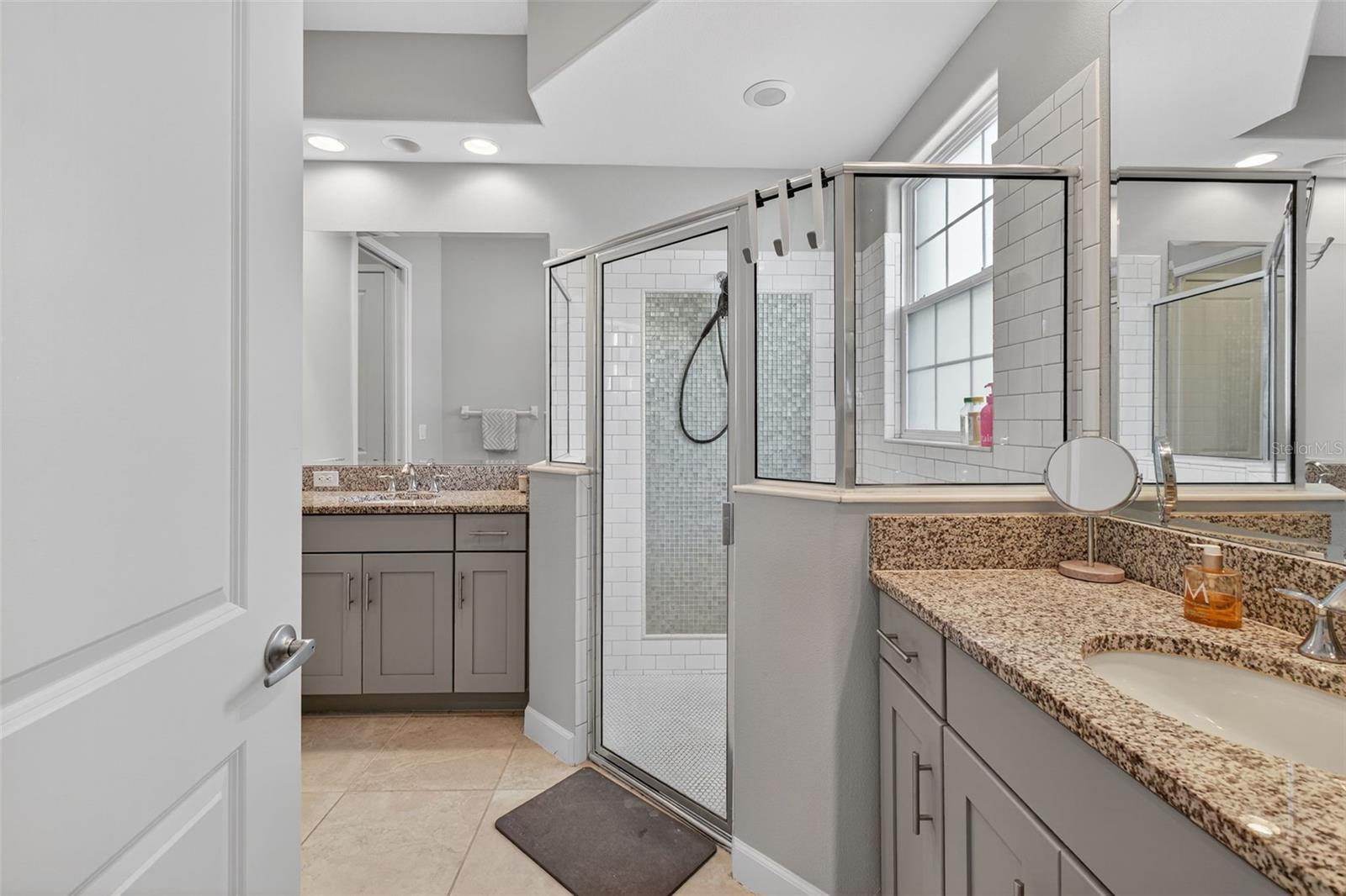 Image 37 of 72 For 2021 Sherbrook Avenue