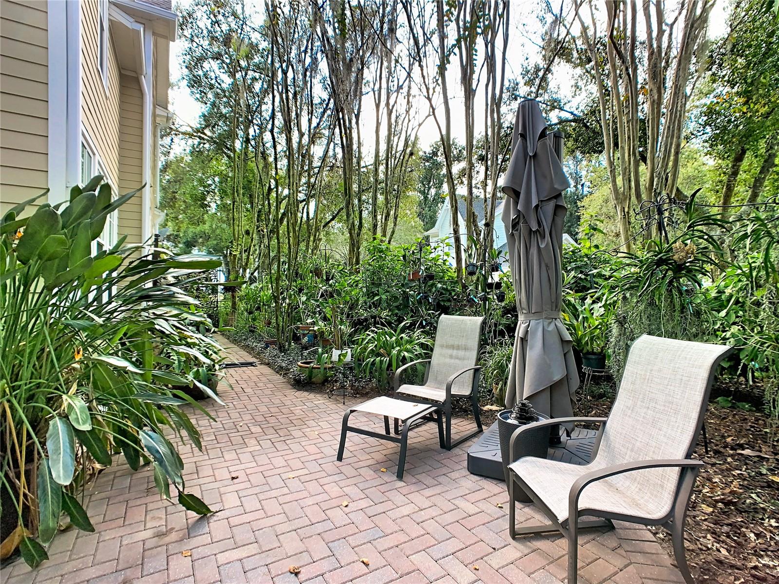 Image 21 of 94 For 1101 Banks Rose Court