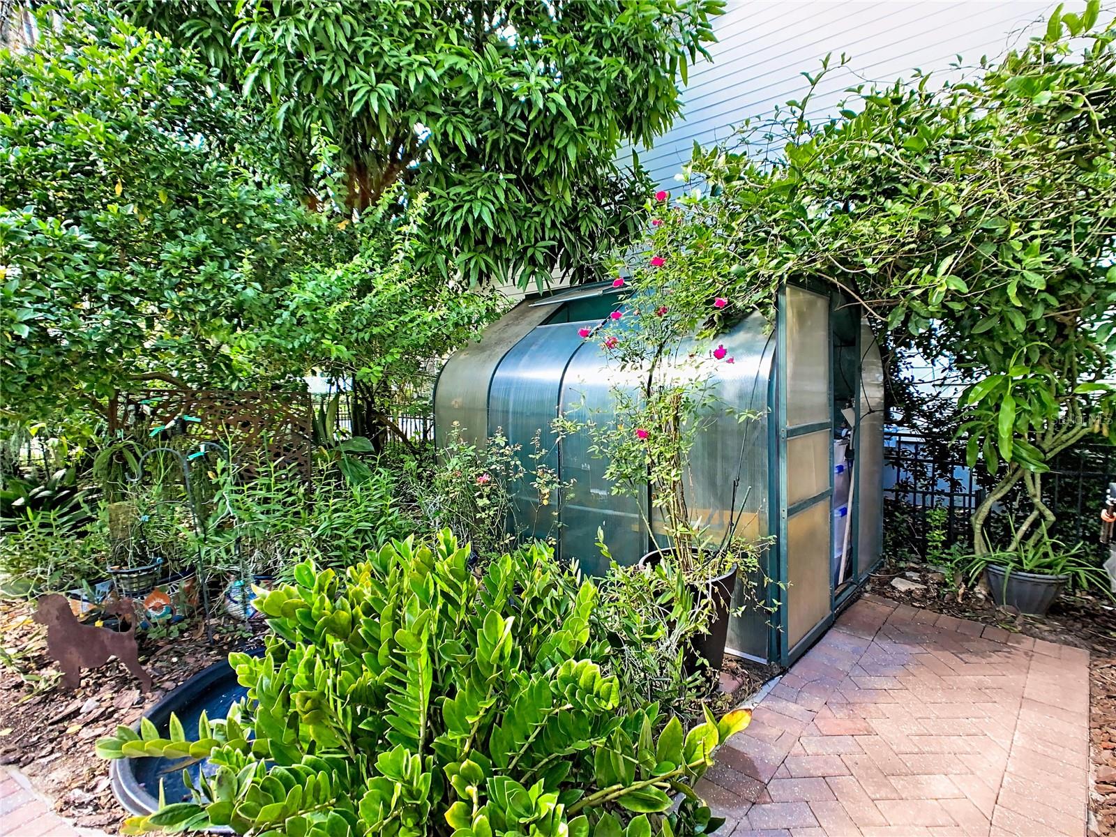 Image 23 of 94 For 1101 Banks Rose Court