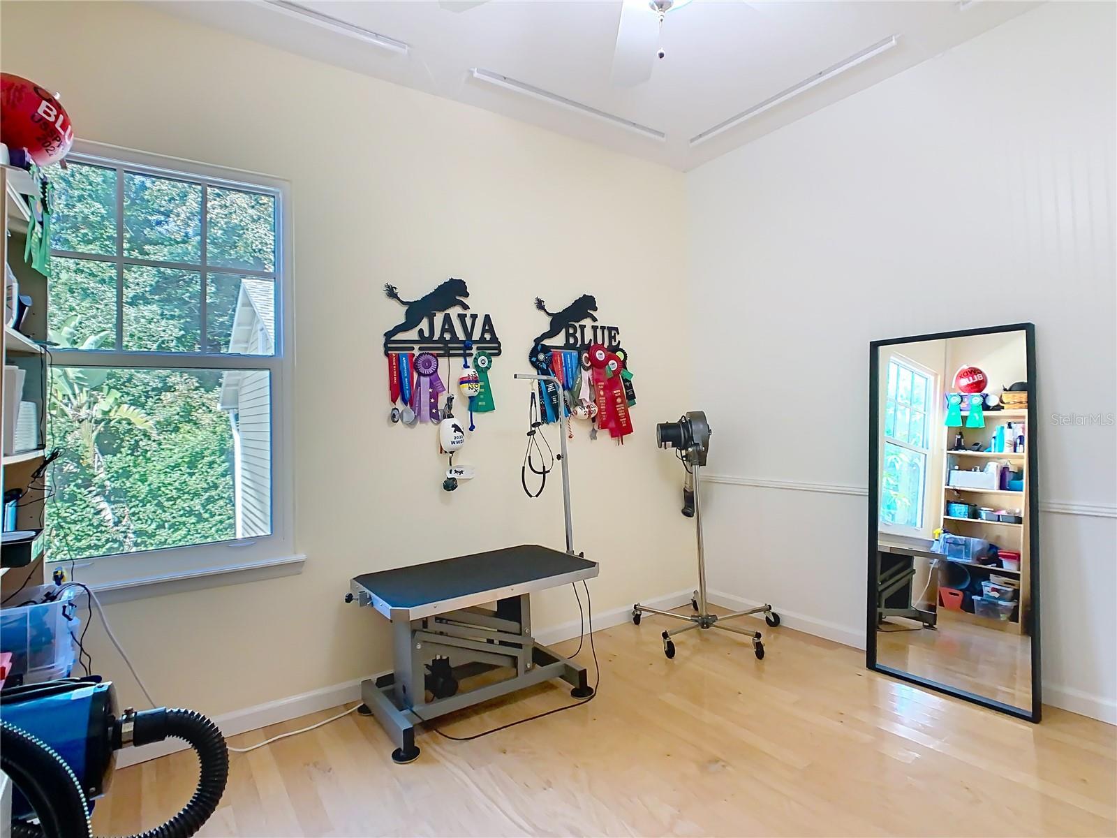 Image 63 of 94 For 1101 Banks Rose Court