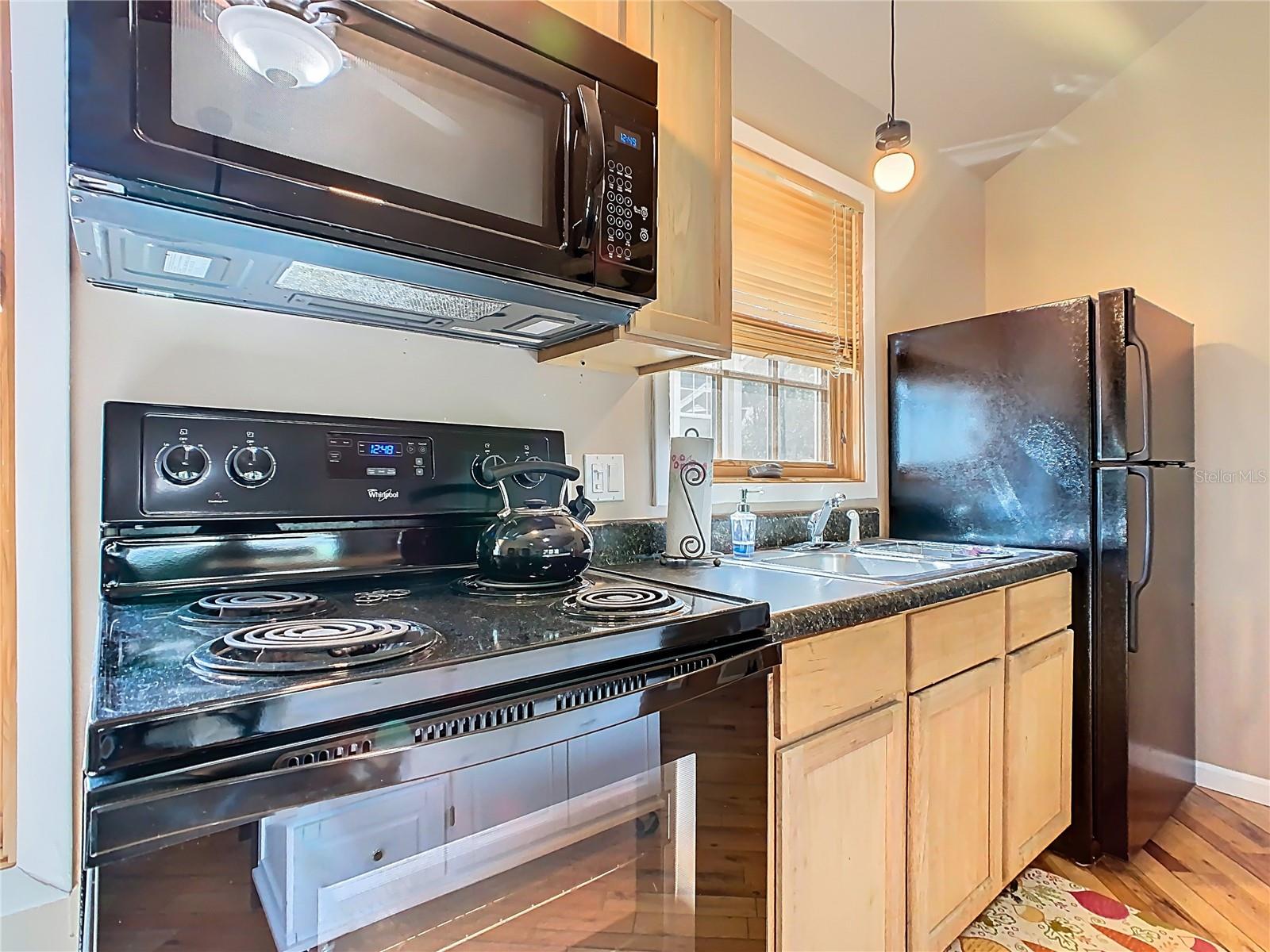 Image 87 of 94 For 1101 Banks Rose Court